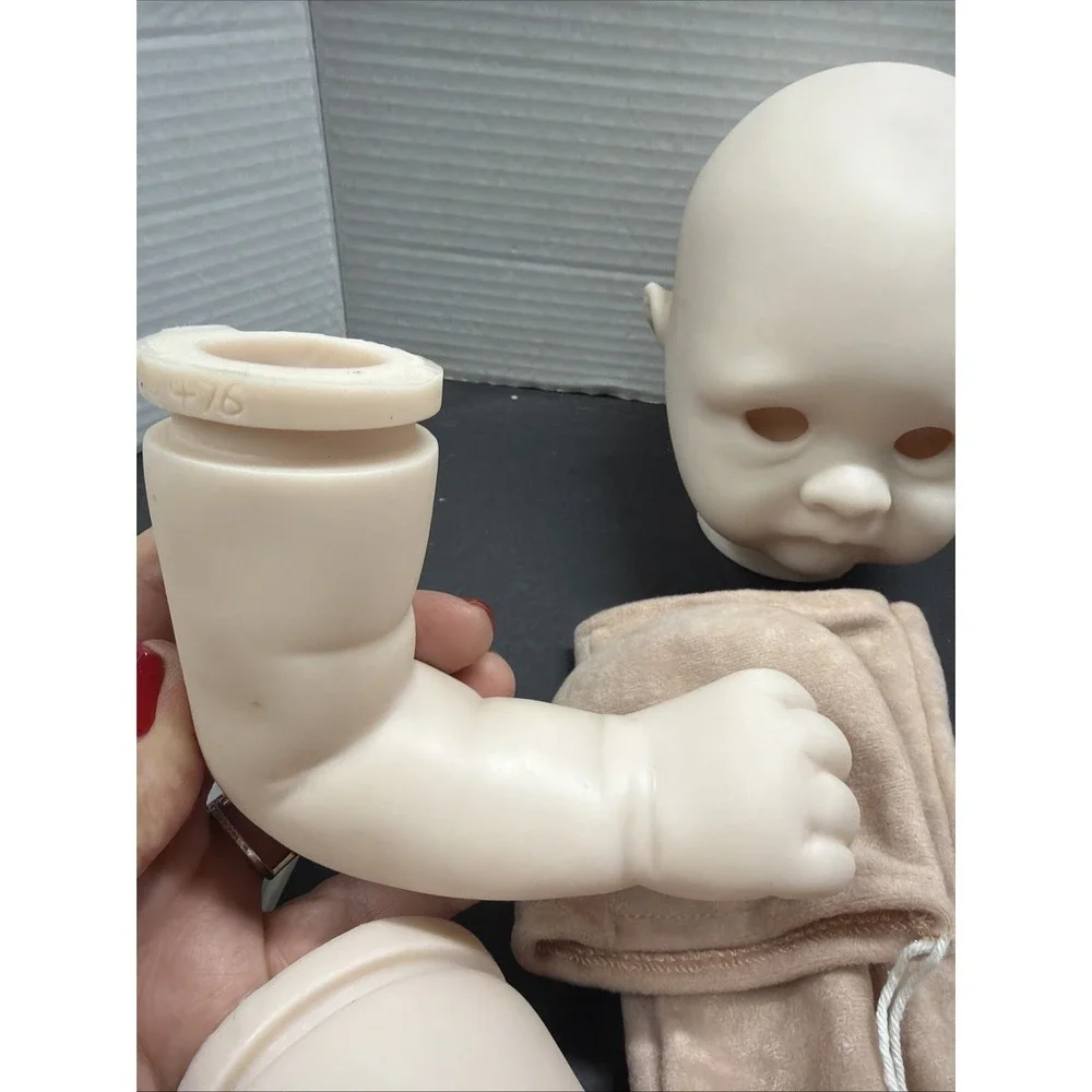 RARE BOUNTIFUL BABY COOPER KIT  w/ BODY W/PLUGS.  Read Description/Pictures